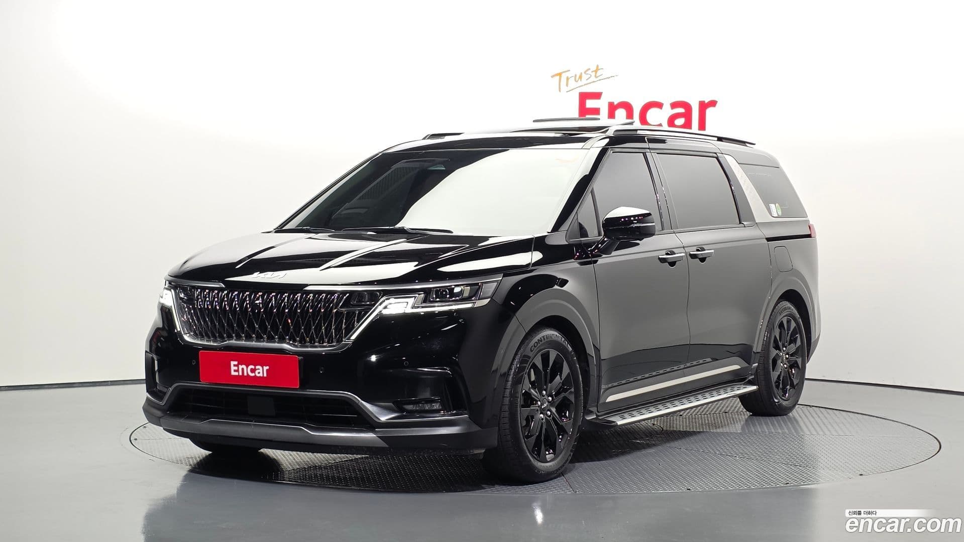 Main__Slider__Photo:Canival Kia 2022.8-0