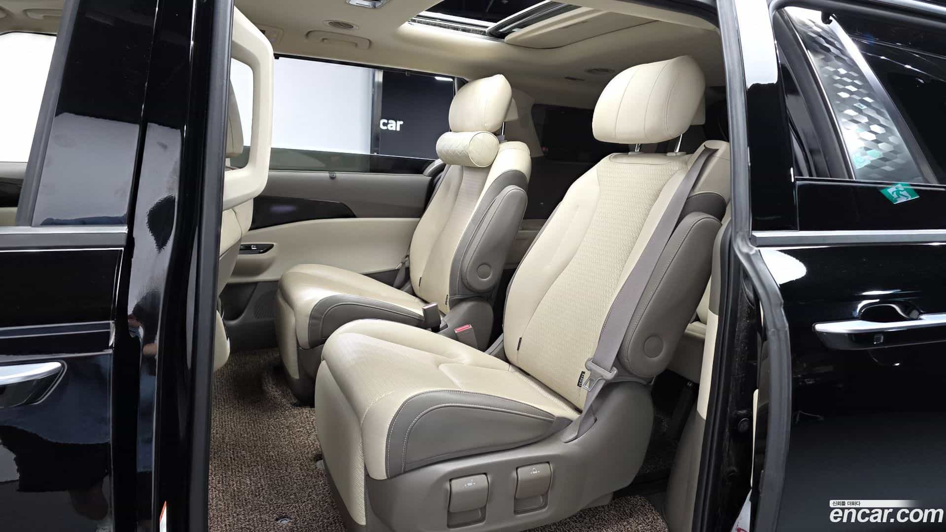 Canival Kia 2022.8-INNER-036