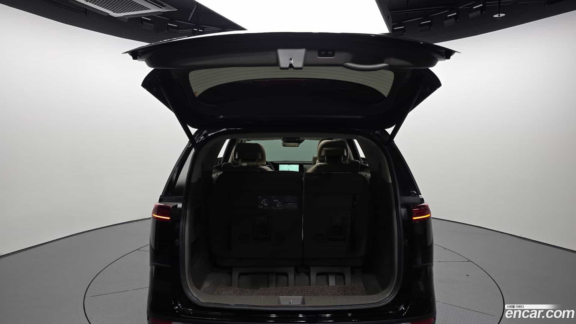 Canival Kia 2022.8-OPTION-046