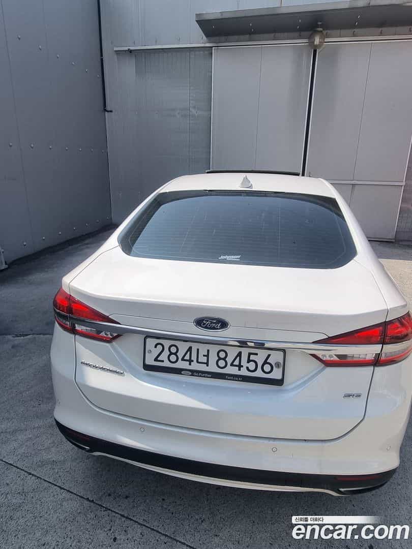 Mondeo Ford 2020.11-OUTER-002