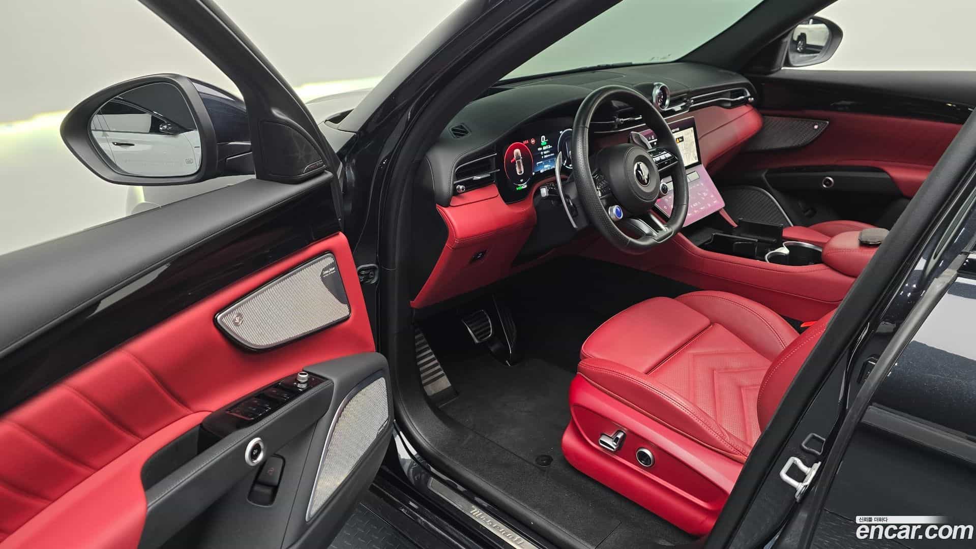 Grecale Maserati 2025.4-INNER-010