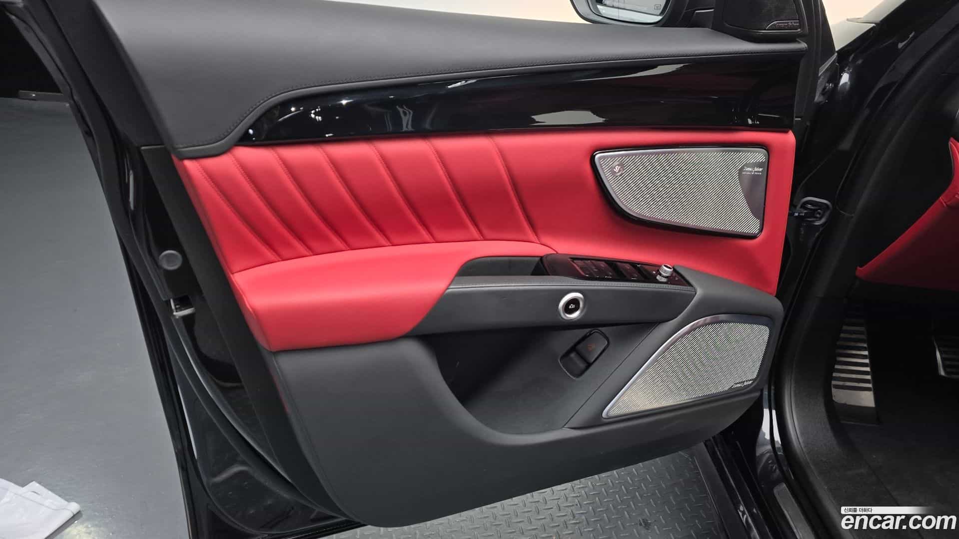 Grecale Maserati 2025.4-INNER-034