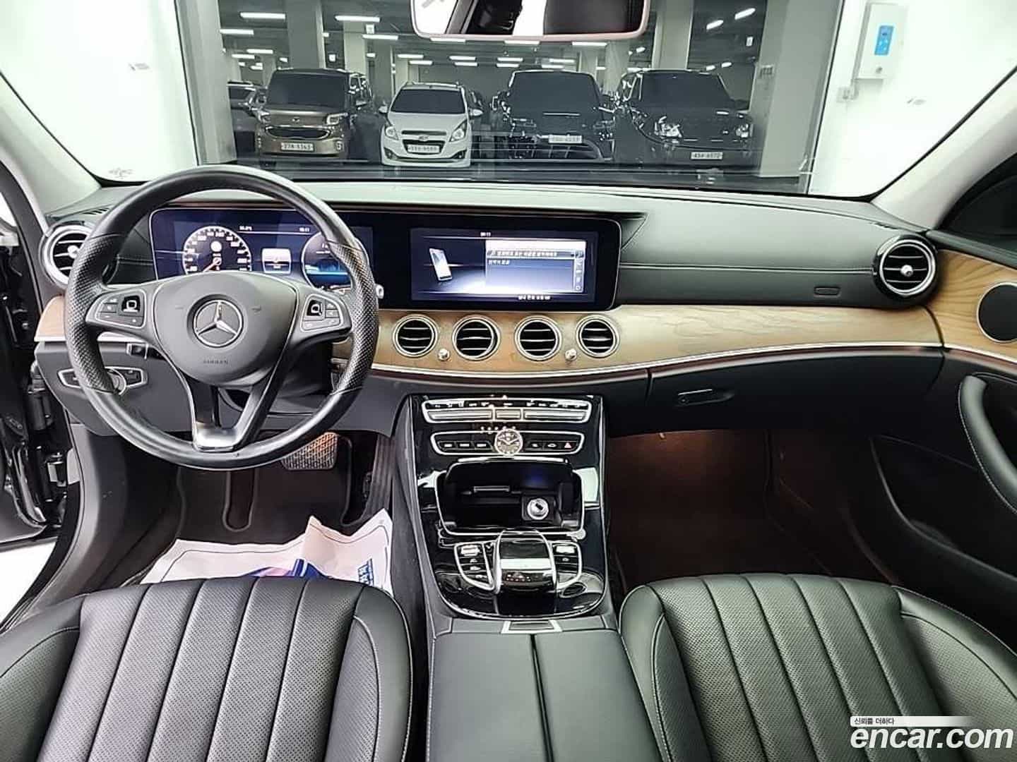E-Class Mercedes-Benz 2017.1-INNER-007
