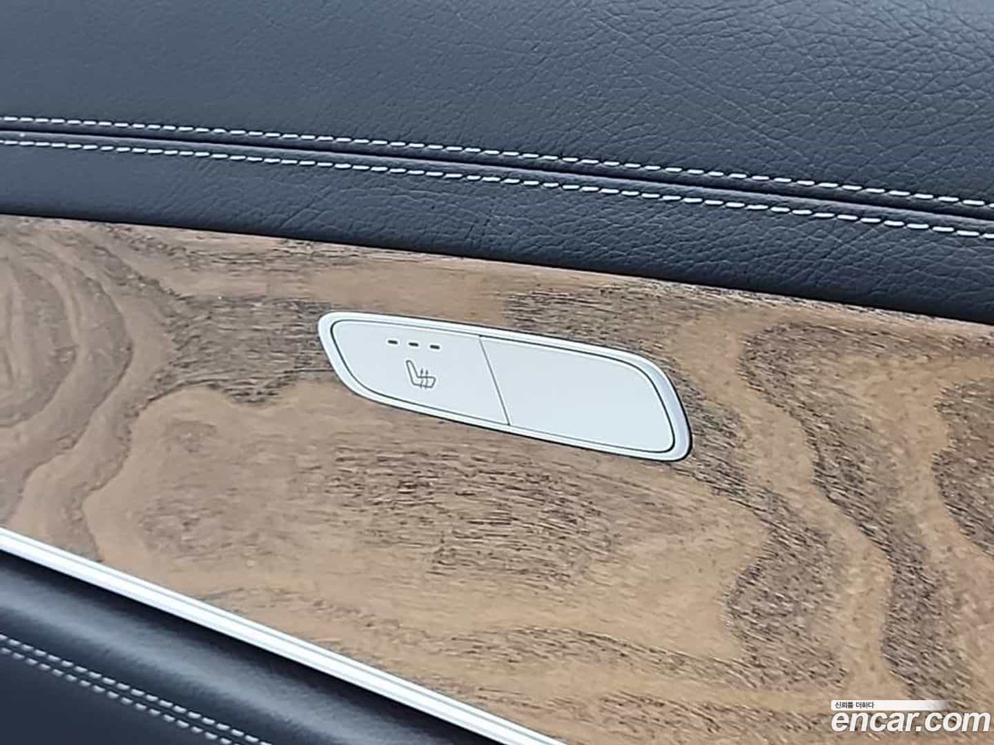 E-Class Mercedes-Benz 2017.1-OPTION-018