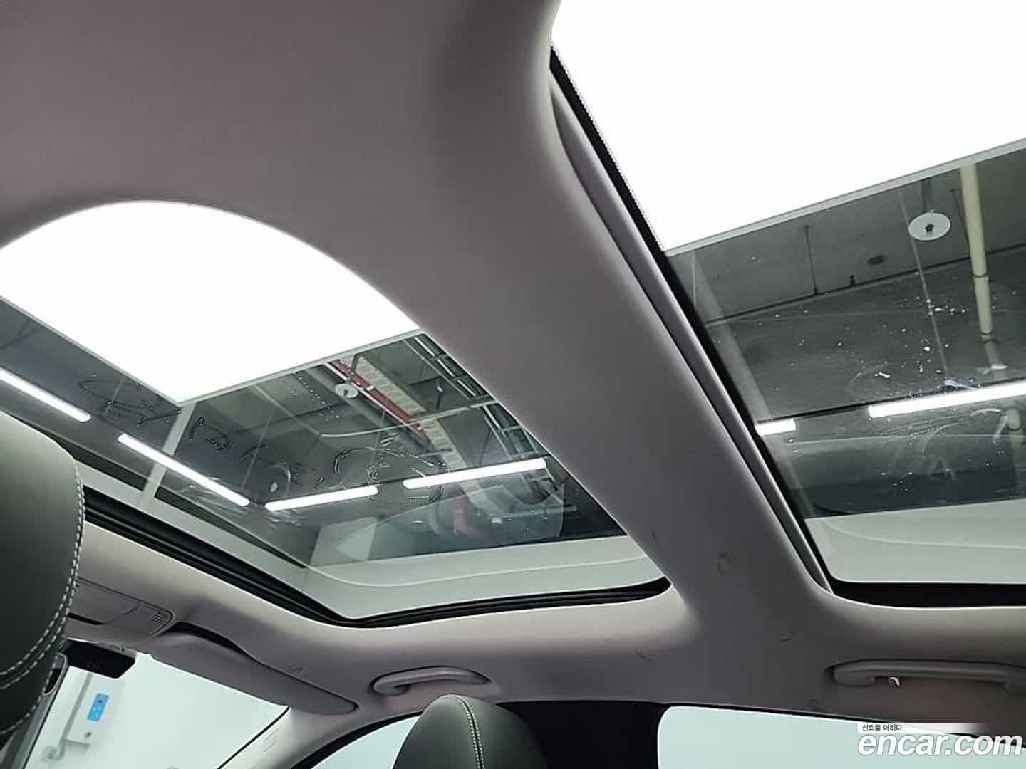 E-Class Mercedes-Benz 2017.1-OPTION-019