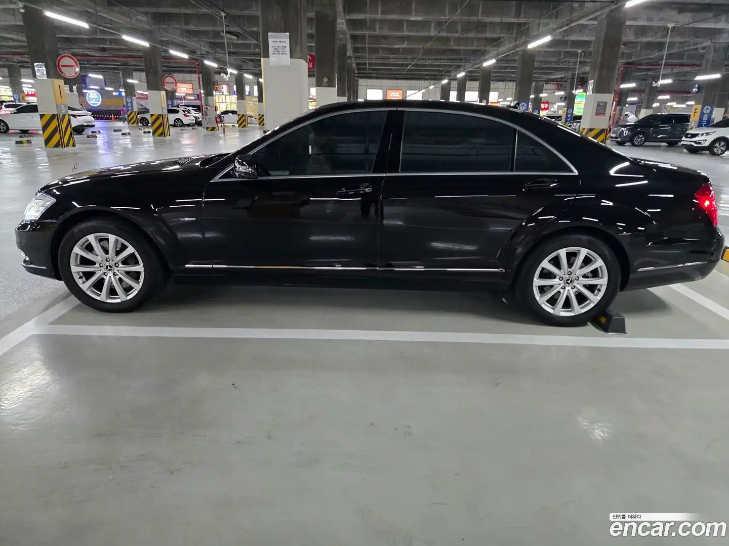 S-Class Mercedes-Benz 2011.5-OPTION-024
