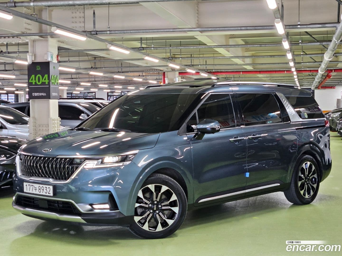 Main__Slider__Photo:Canival Kia 2020.10-0