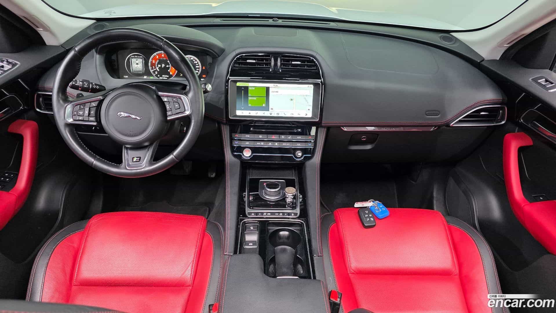 F-PACE Jaguar 2017.8-INNER-007