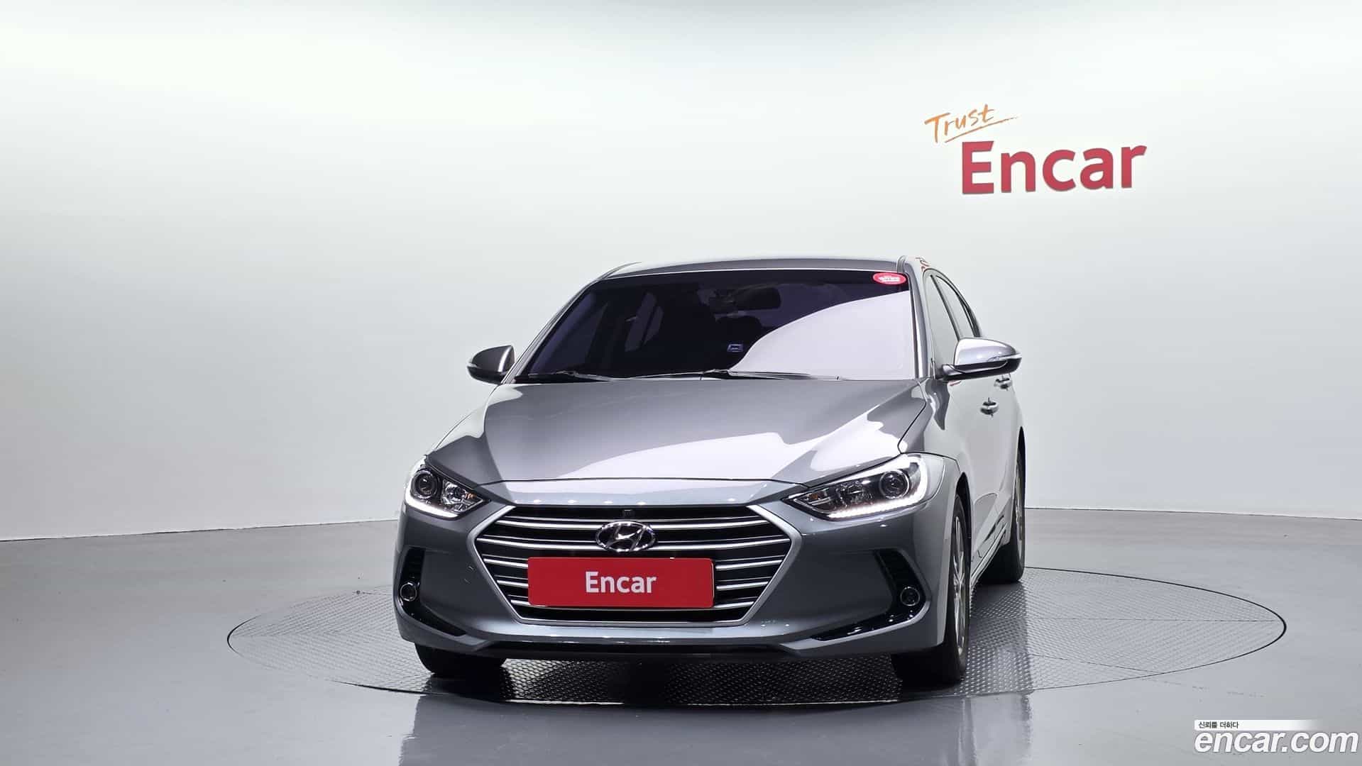 AVANTE Hyundai 2016.0-OUTER-003