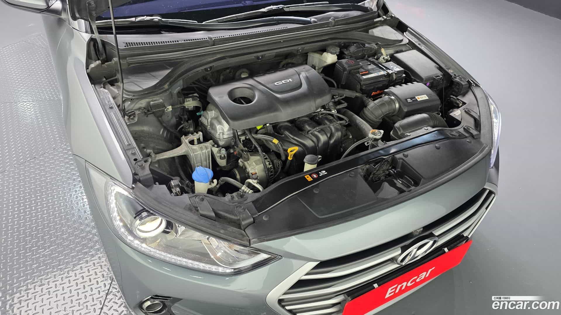 AVANTE Hyundai 2016.0-OUTER-006