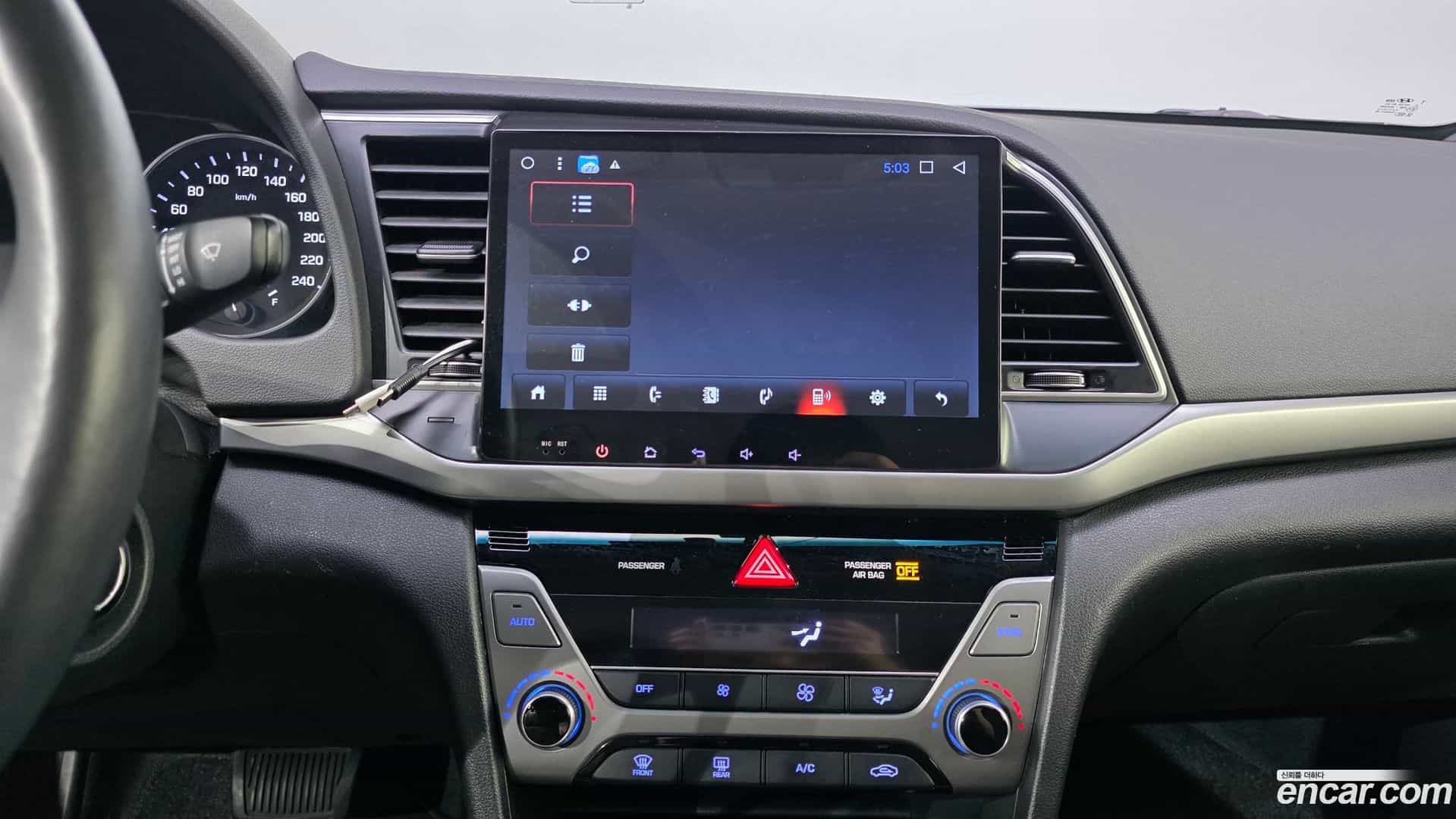 AVANTE Hyundai 2016.0-OPTION-018
