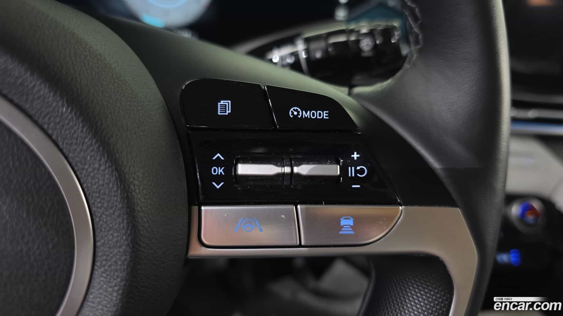 AVANTE Hyundai 2023.2-OPTION-040