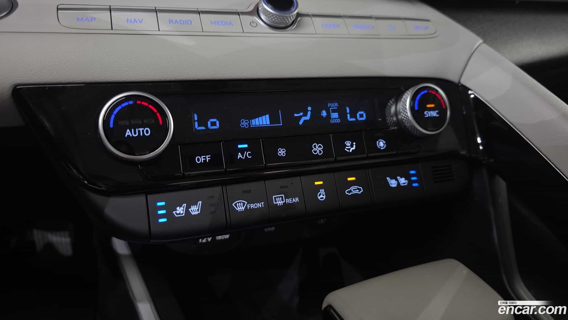 AVANTE Hyundai 2023.2-OPTION-044