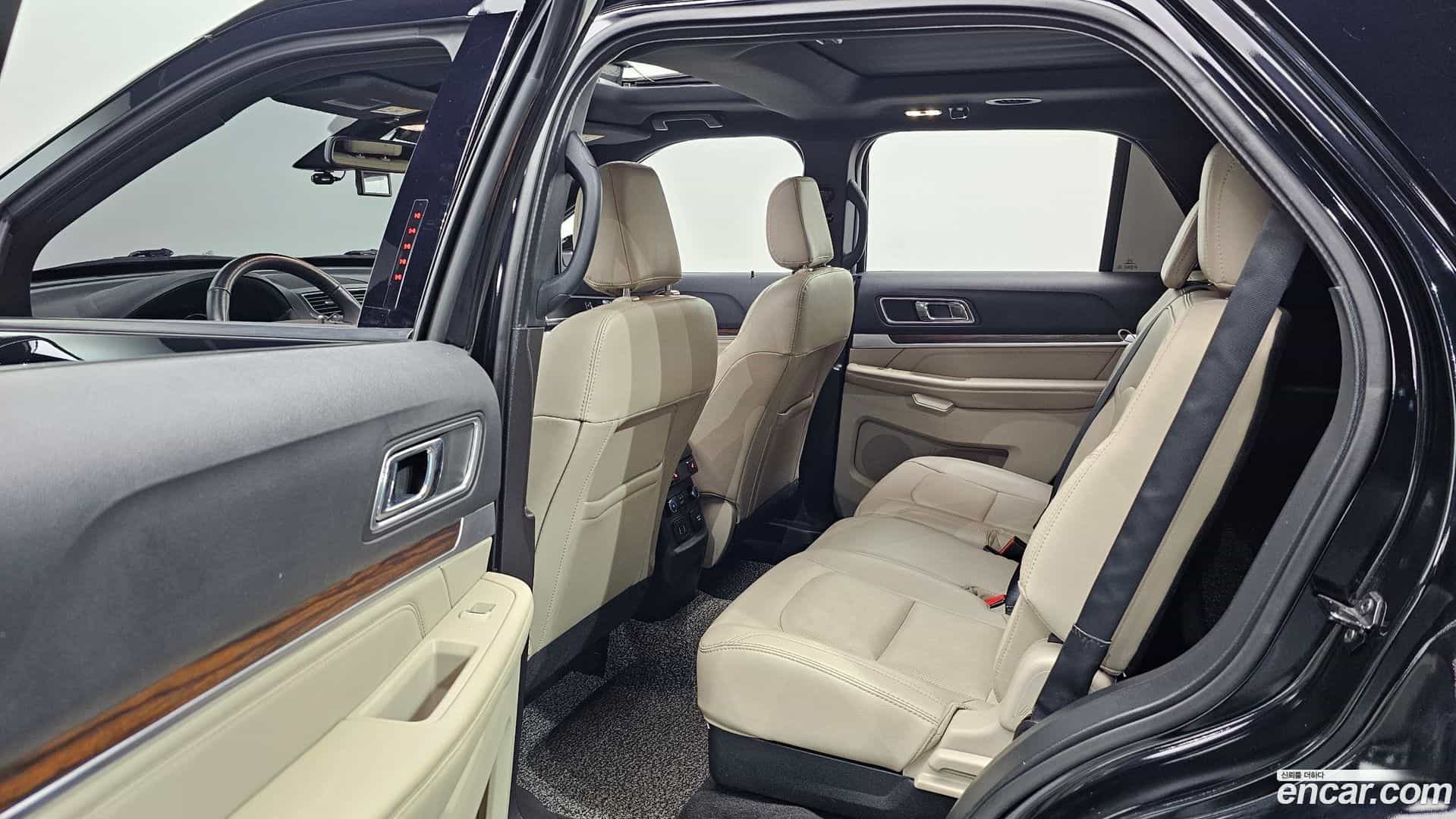 Explorer Ford 2018.9-OPTION-016