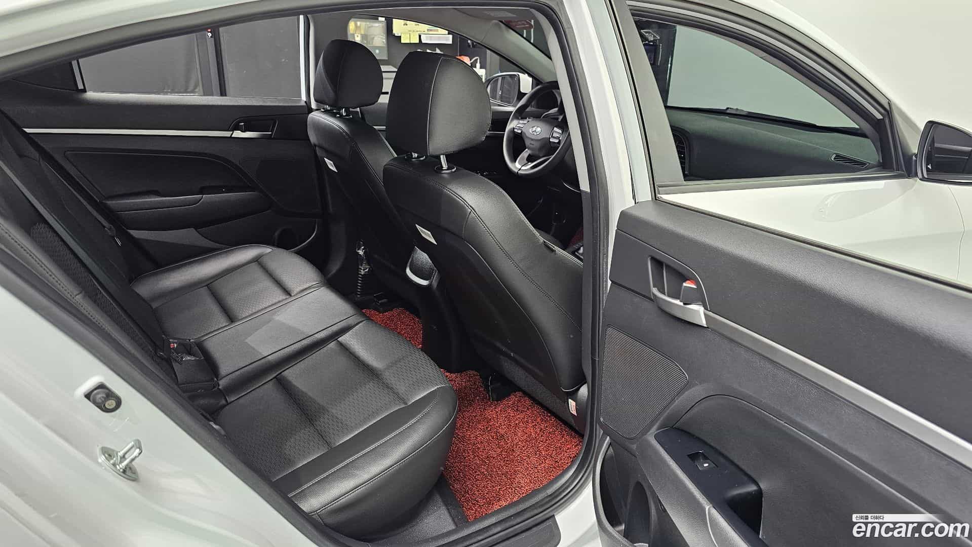 AVANTE Hyundai 2019.3-OPTION-015