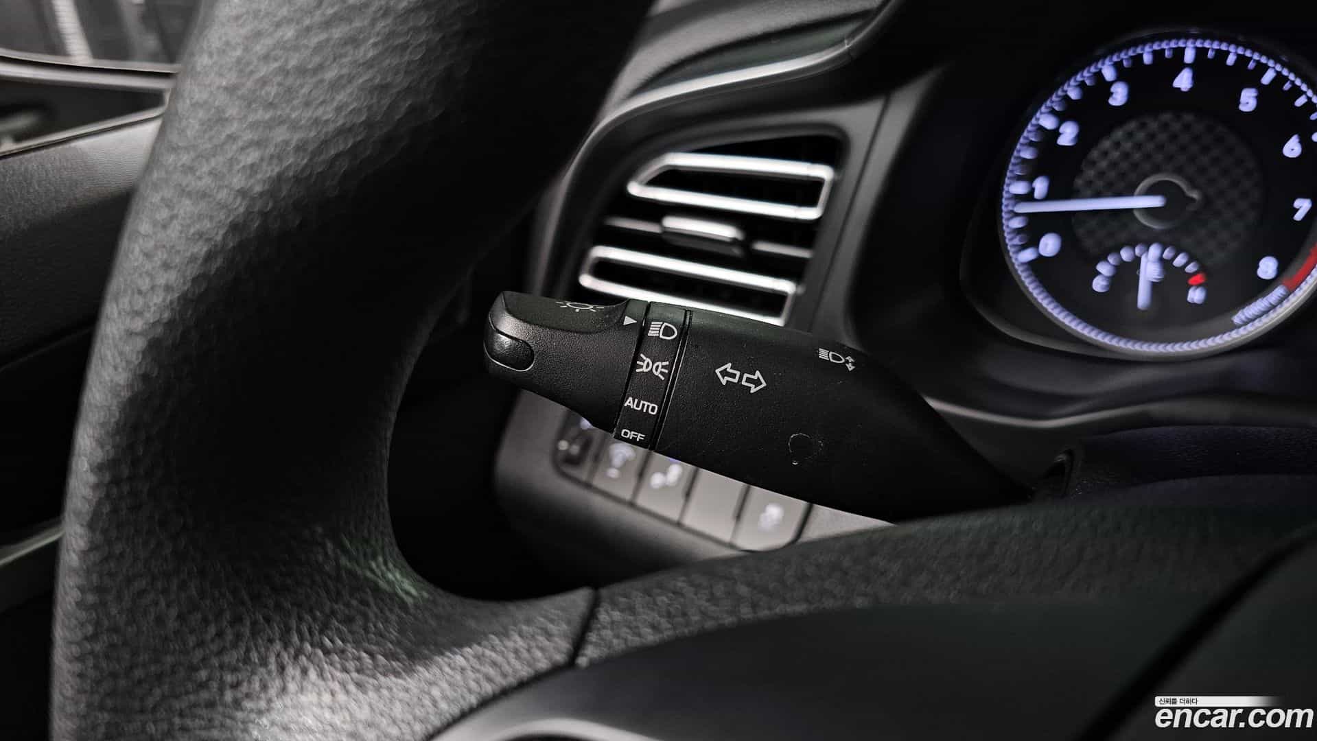 AVANTE Hyundai 2019.3-OPTION-019
