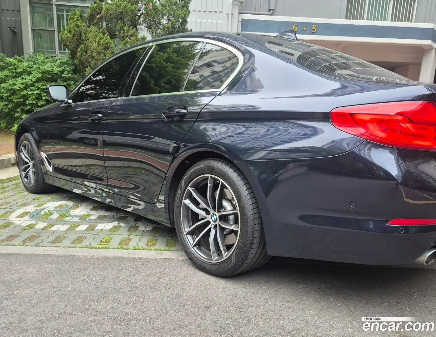 5-Series BMW 2019.11-INNER-009