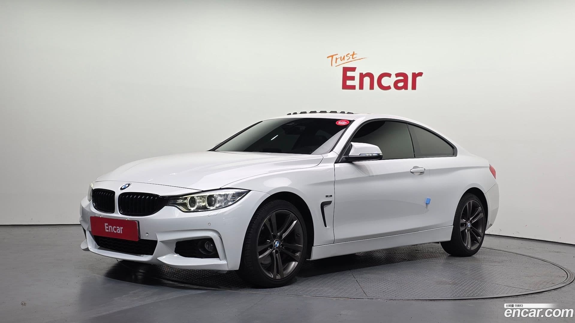 Main__Slider__Photo:4-Series BMW 2015.2-0
