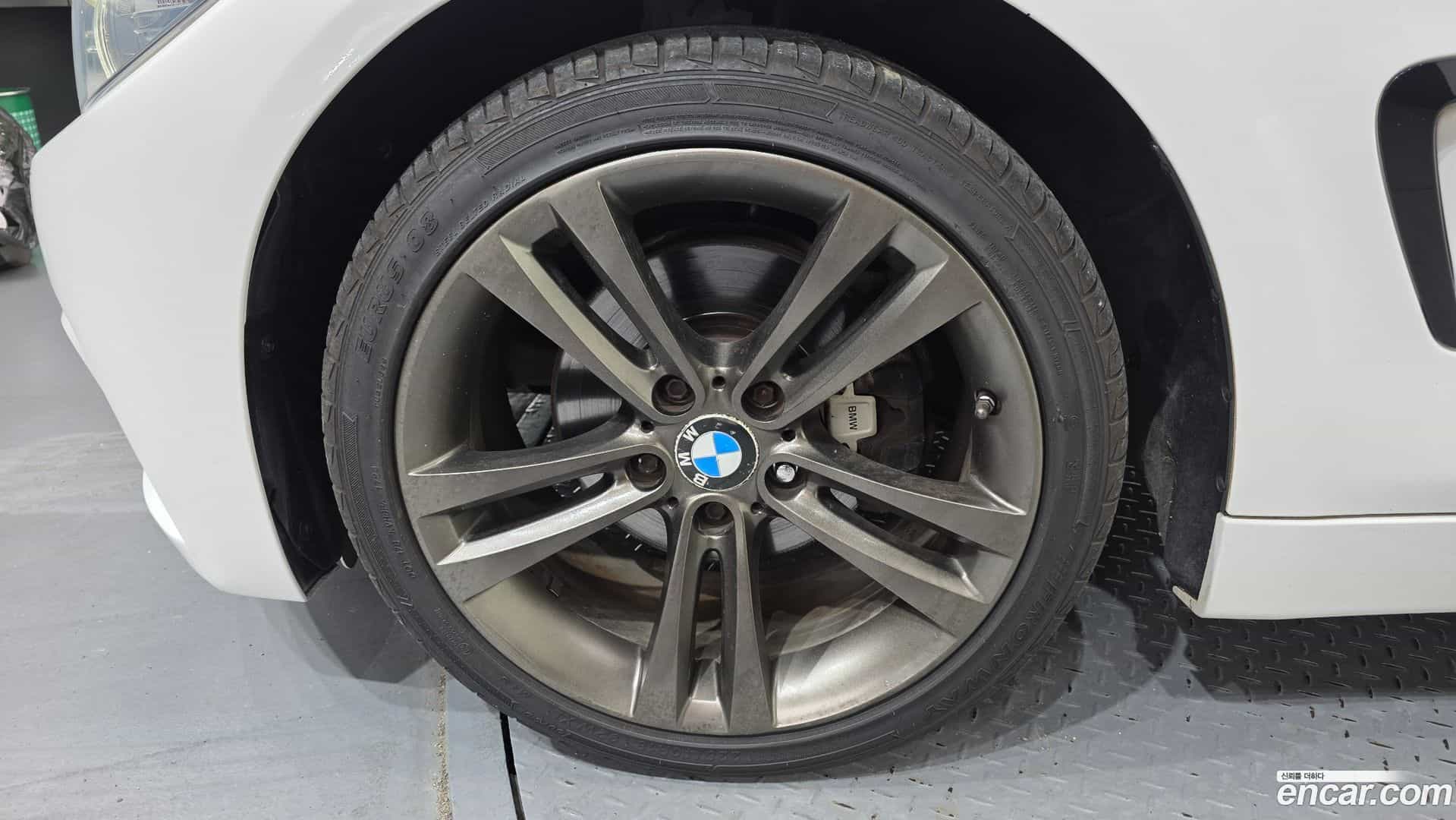 4-Series BMW 2015.2-OUTER-005
