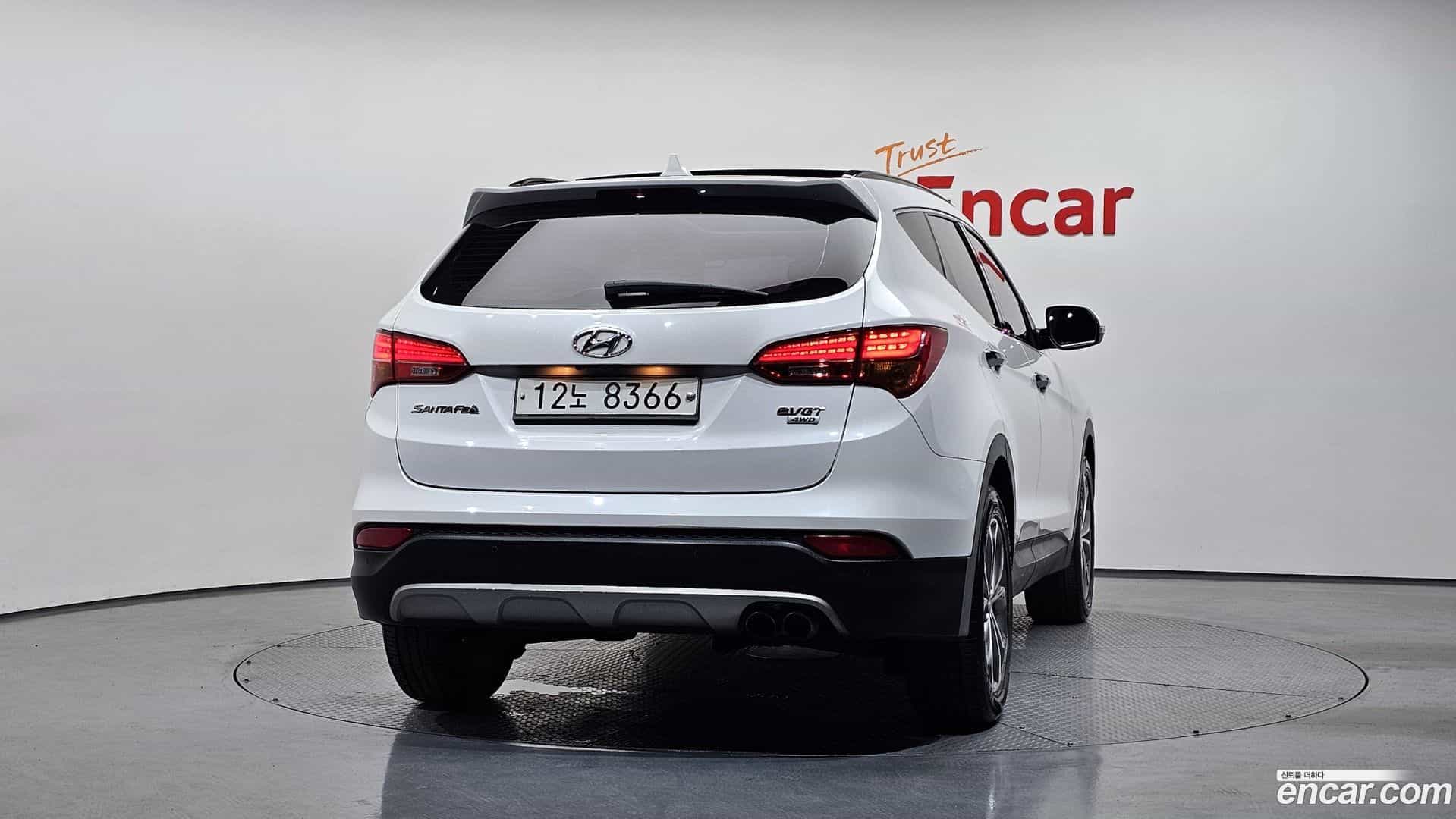 Santafe Hyundai 2014.5-OUTER-004