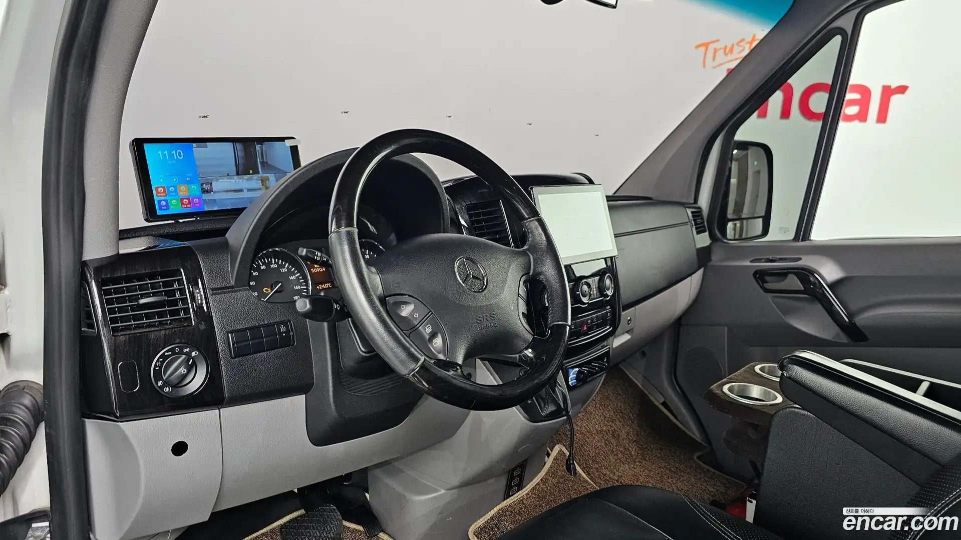 Sprinter Mercedes-Benz 2013.11-INNER-007