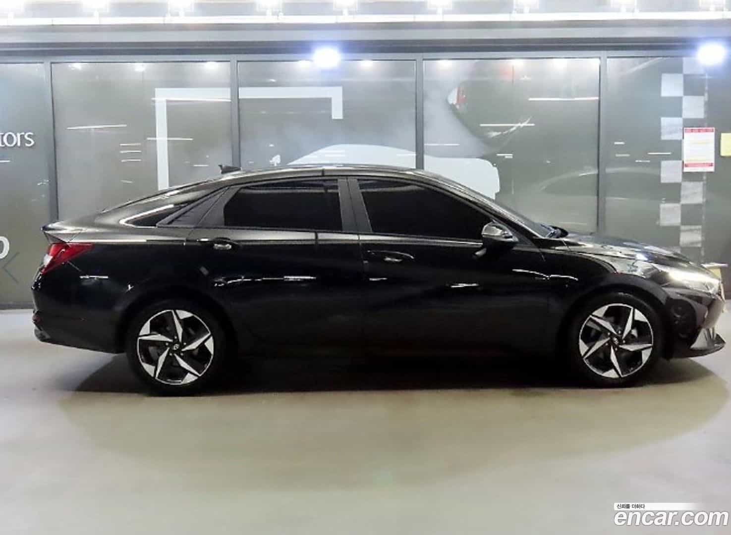 AVANTE Hyundai 2022.4-OUTER-003