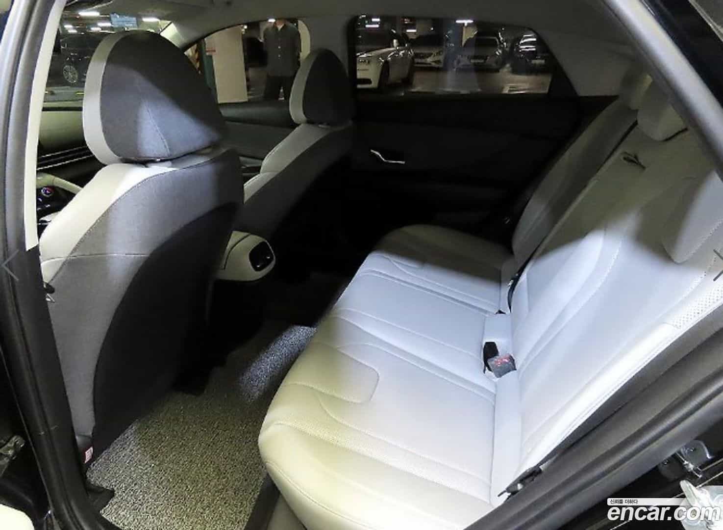 AVANTE Hyundai 2022.4-INNER-007