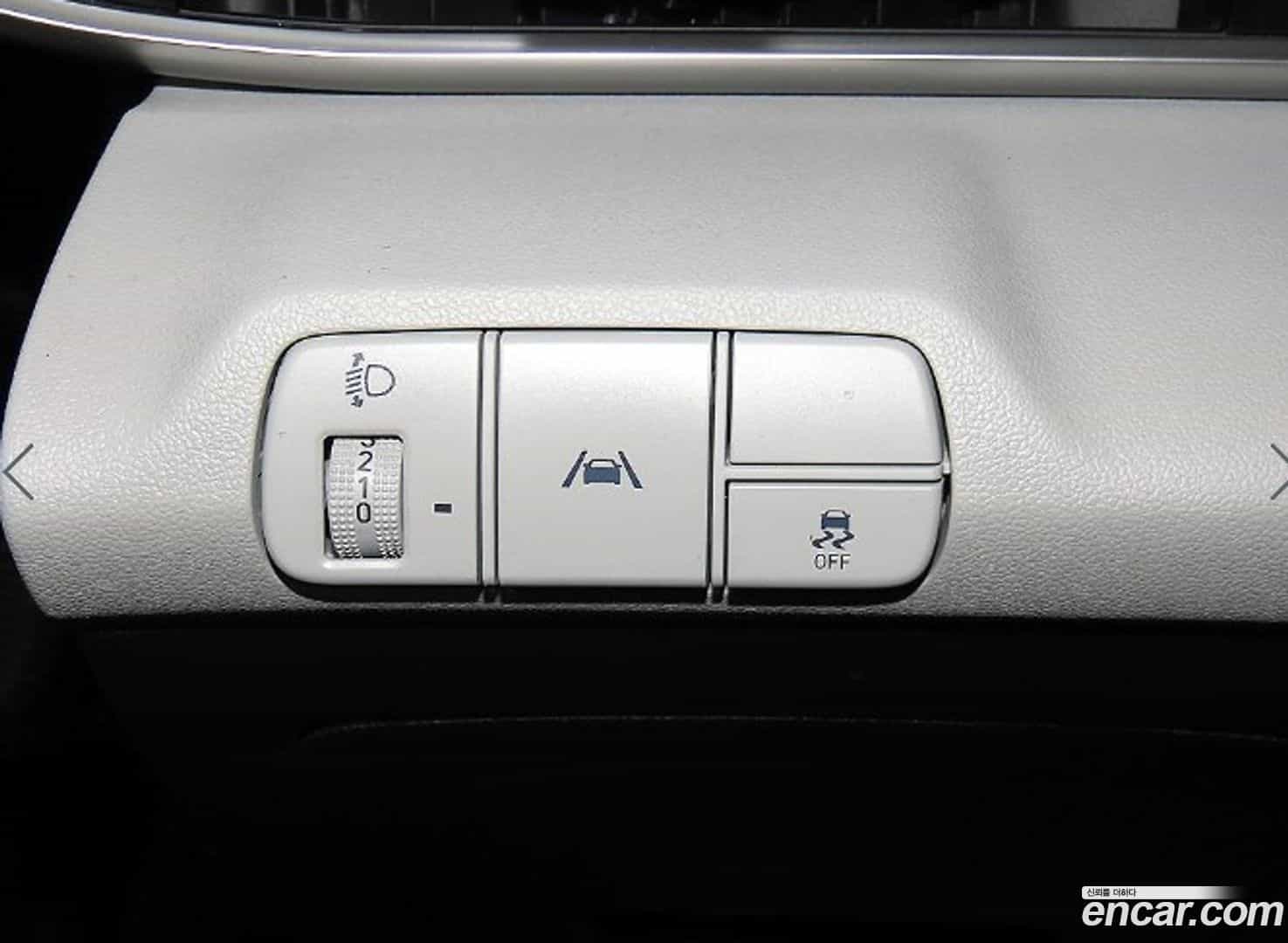 AVANTE Hyundai 2022.4-OPTION-018