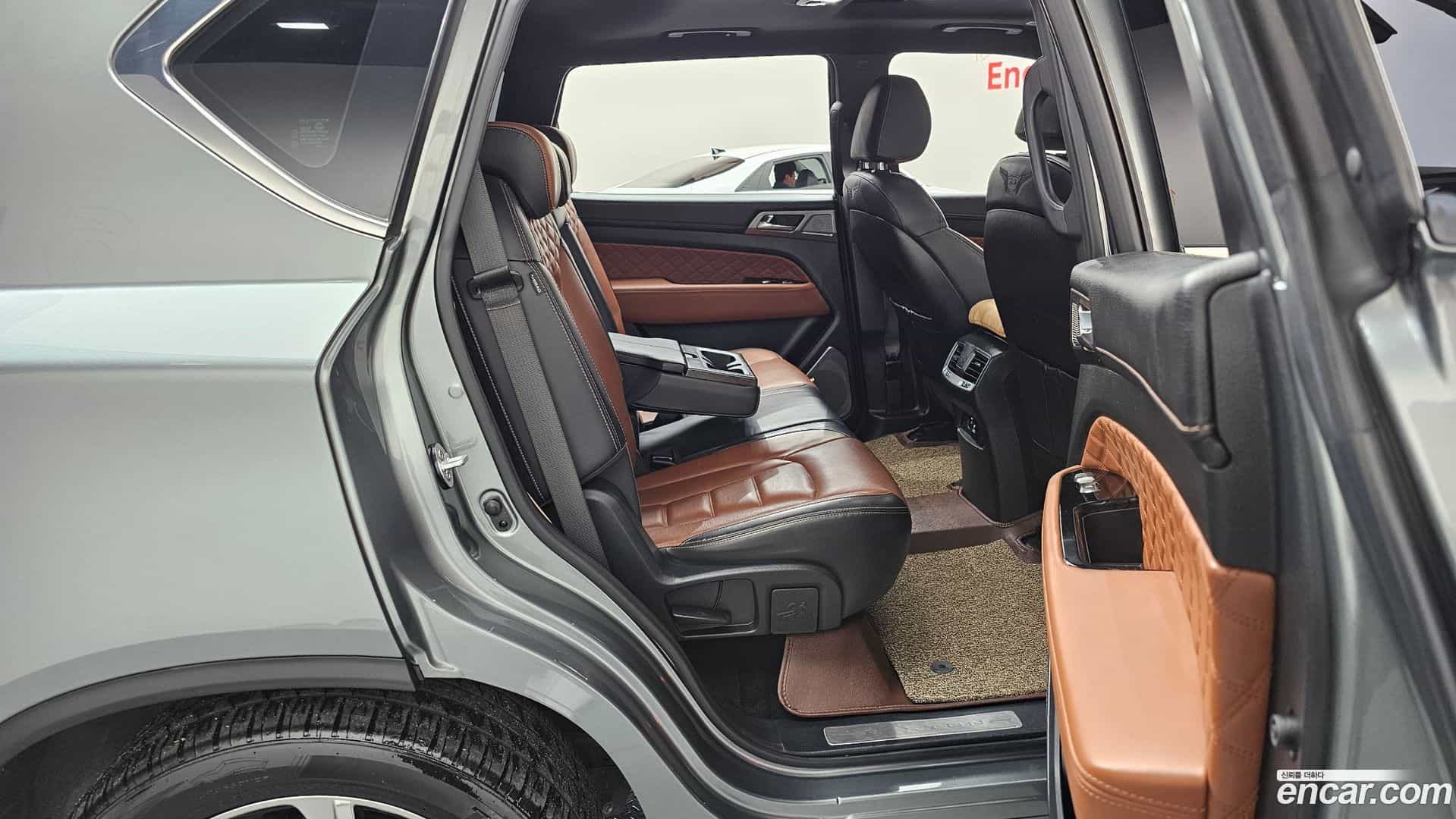 Rexton KG Mobility 2018.9-OPTION-015