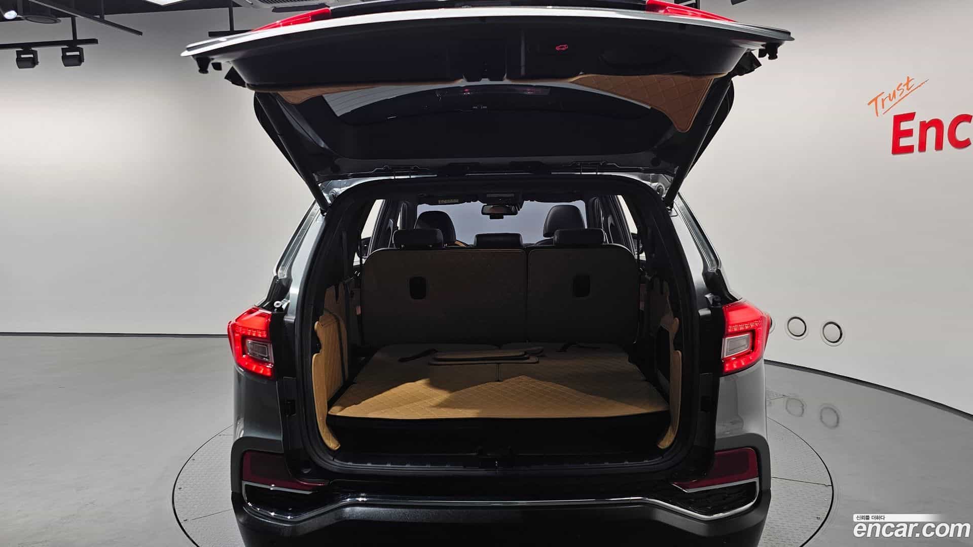 Rexton KG Mobility 2018.9-OPTION-024