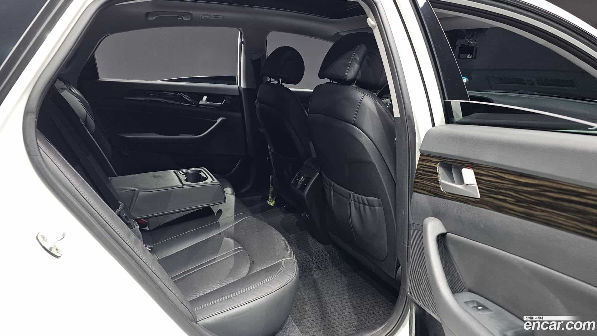 Sonata Hyundai 2016.4-INNER-036