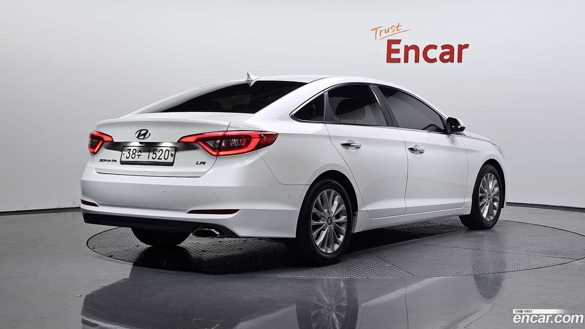 Sonata Hyundai 2015.0-OUTER-002