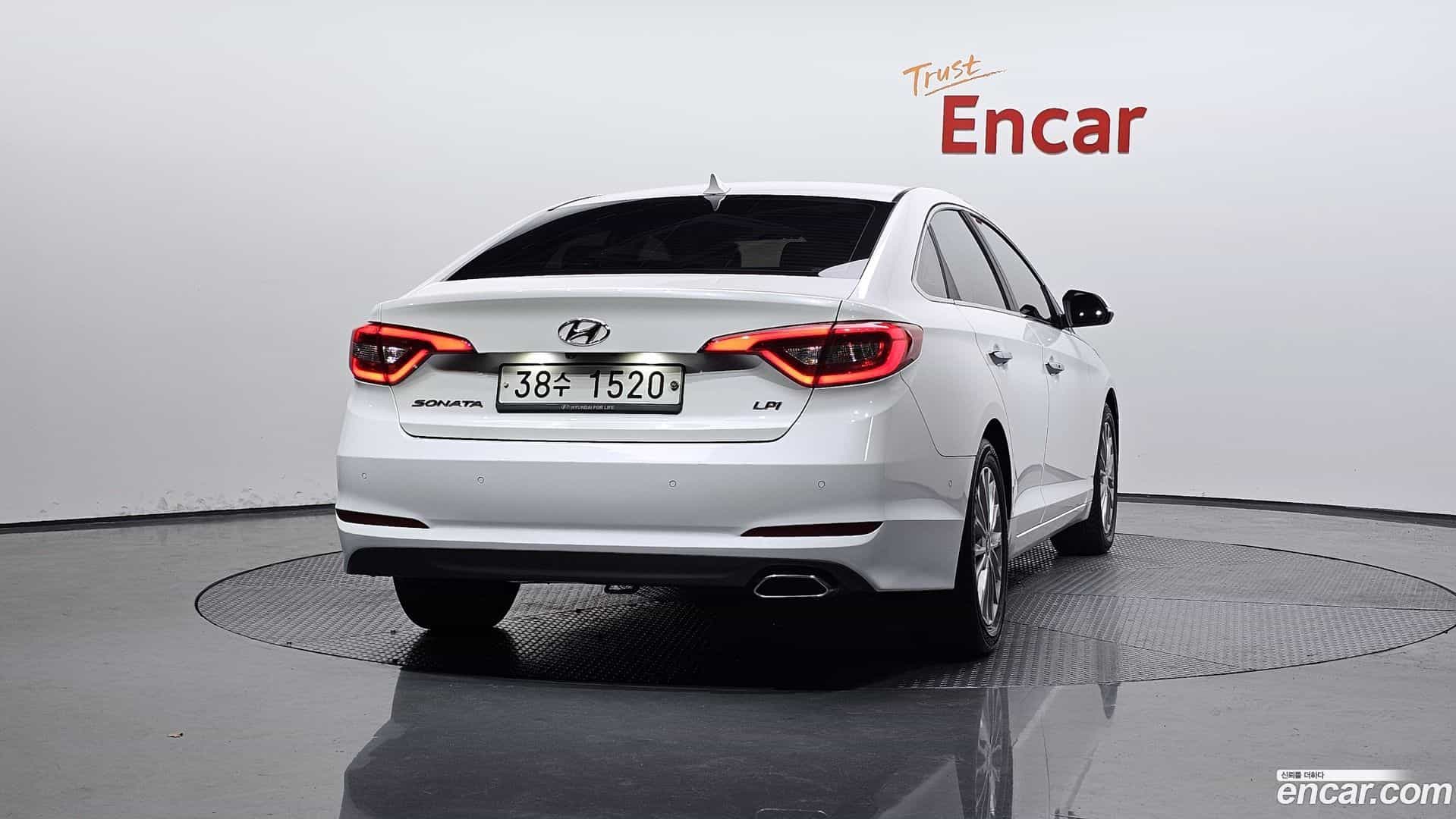 Sonata Hyundai 2015.0-OUTER-004