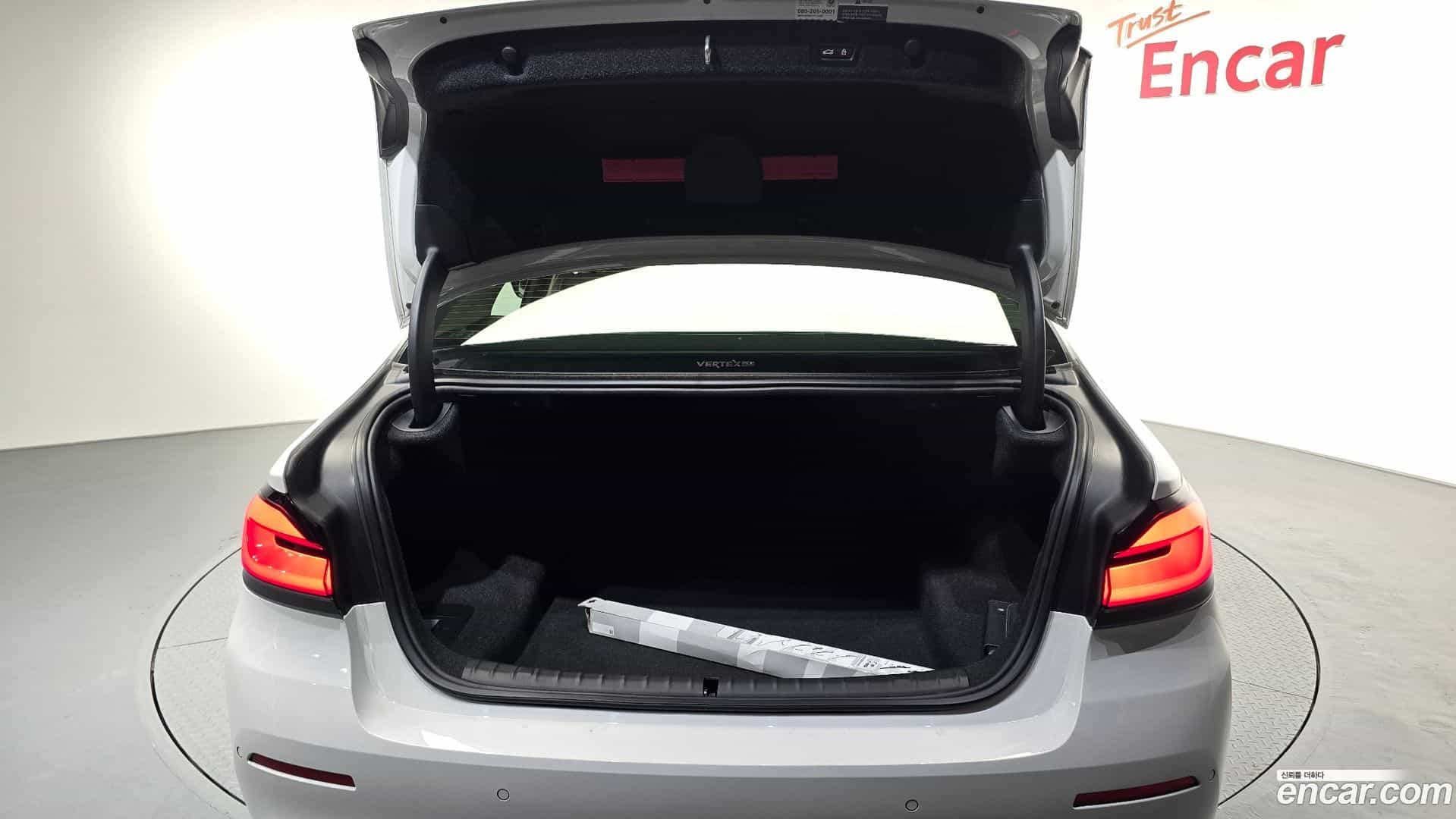 5-Series BMW 2021.8-OPTION-022