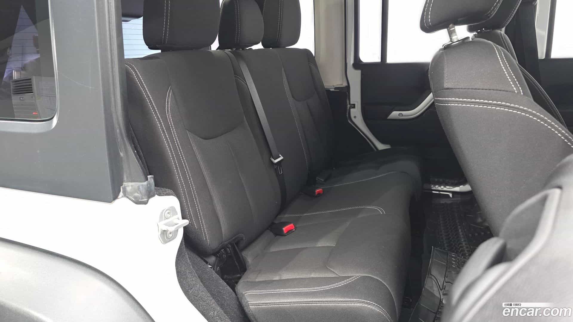 Wrangler Jeep 2013.9-OPTION-016