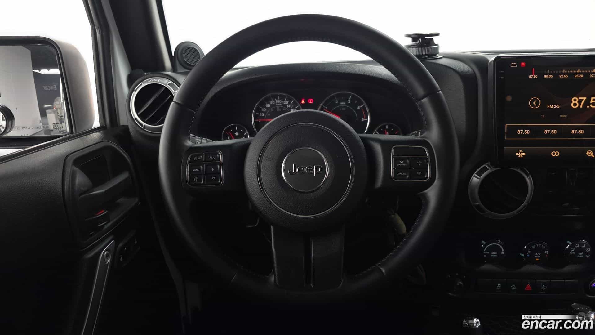 Wrangler Jeep 2013.9-OPTION-017
