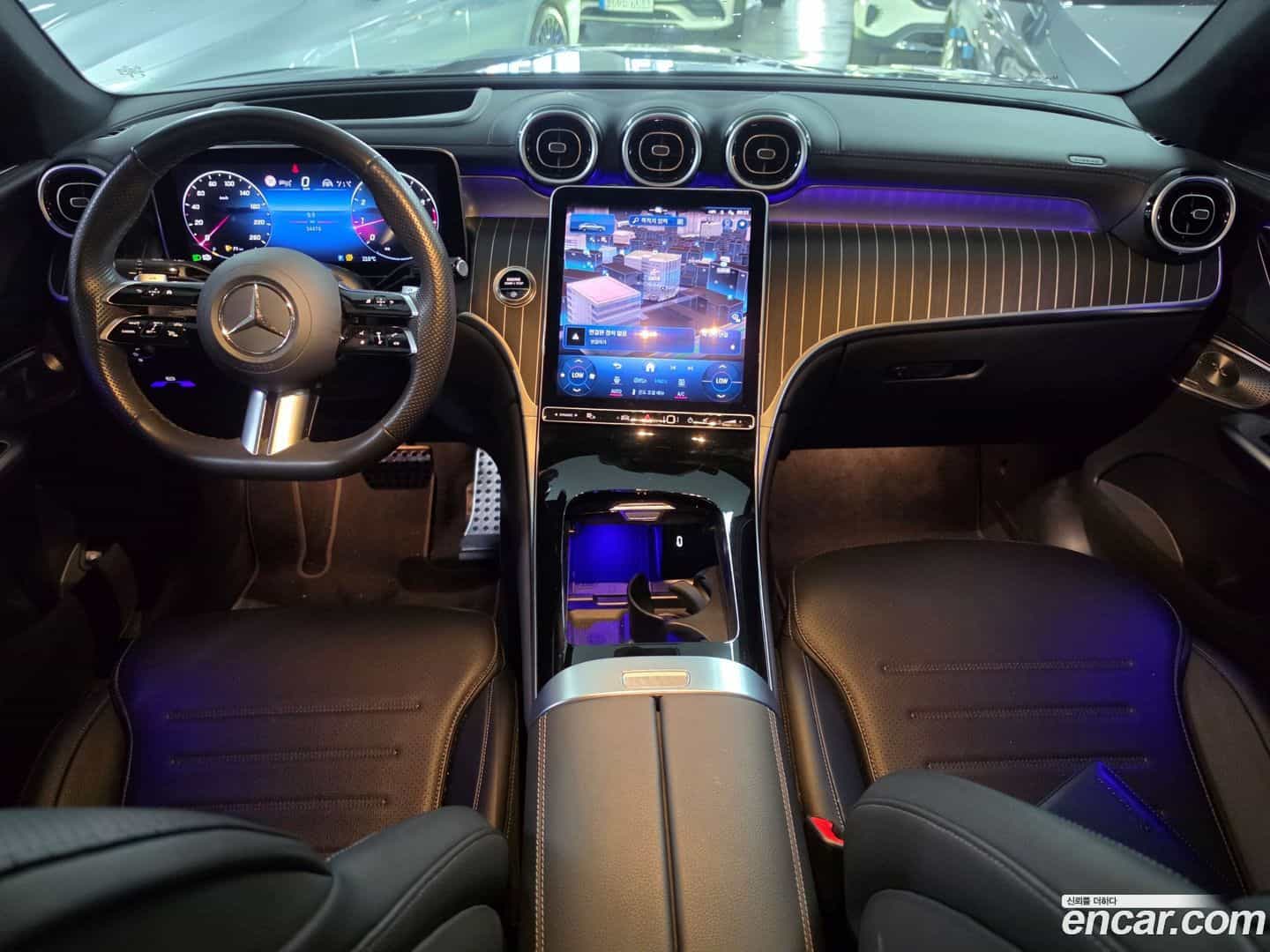 GLC-Class Mercedes-Benz 2024.3-INNER-007