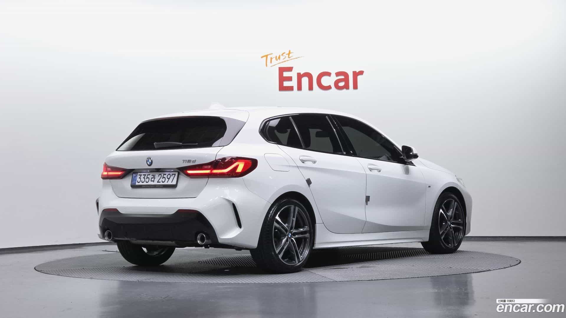 1-Series BMW 2021.6-OUTER-002