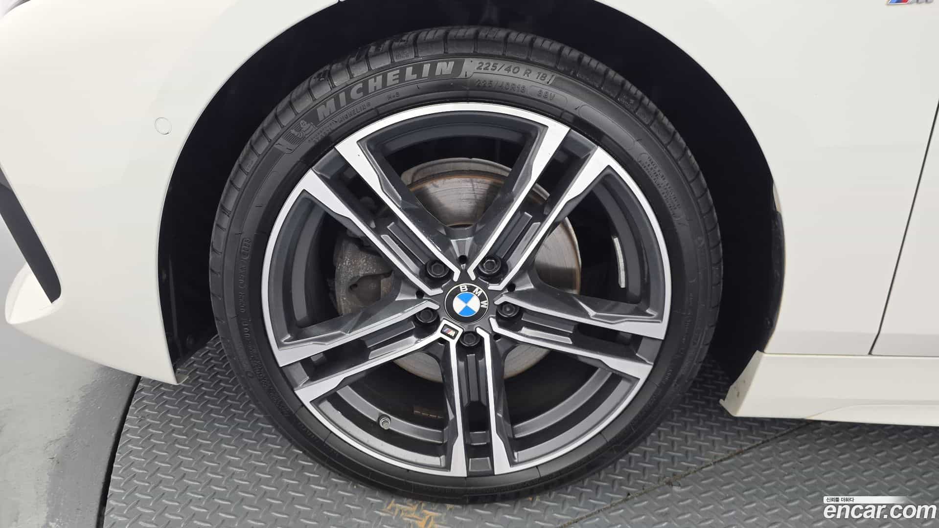 1-Series BMW 2021.6-OUTER-005