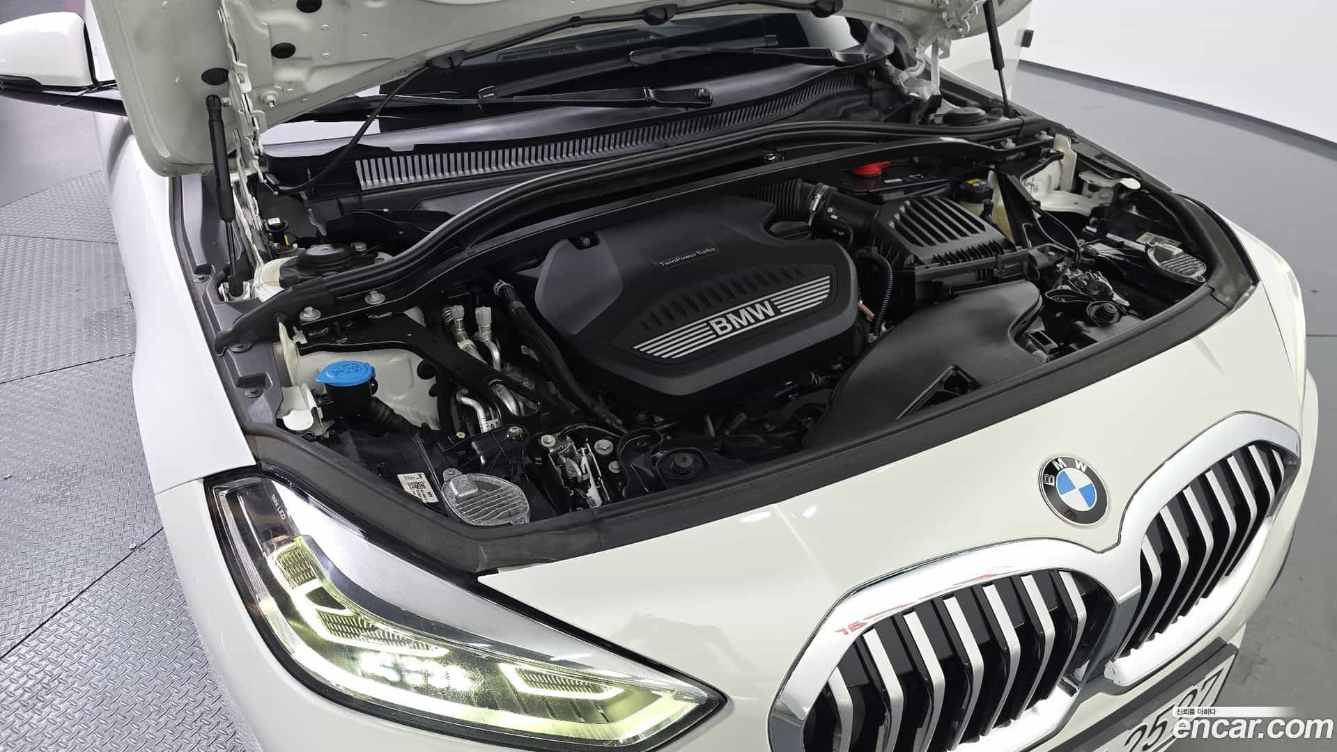 1-Series BMW 2021.6-OUTER-006