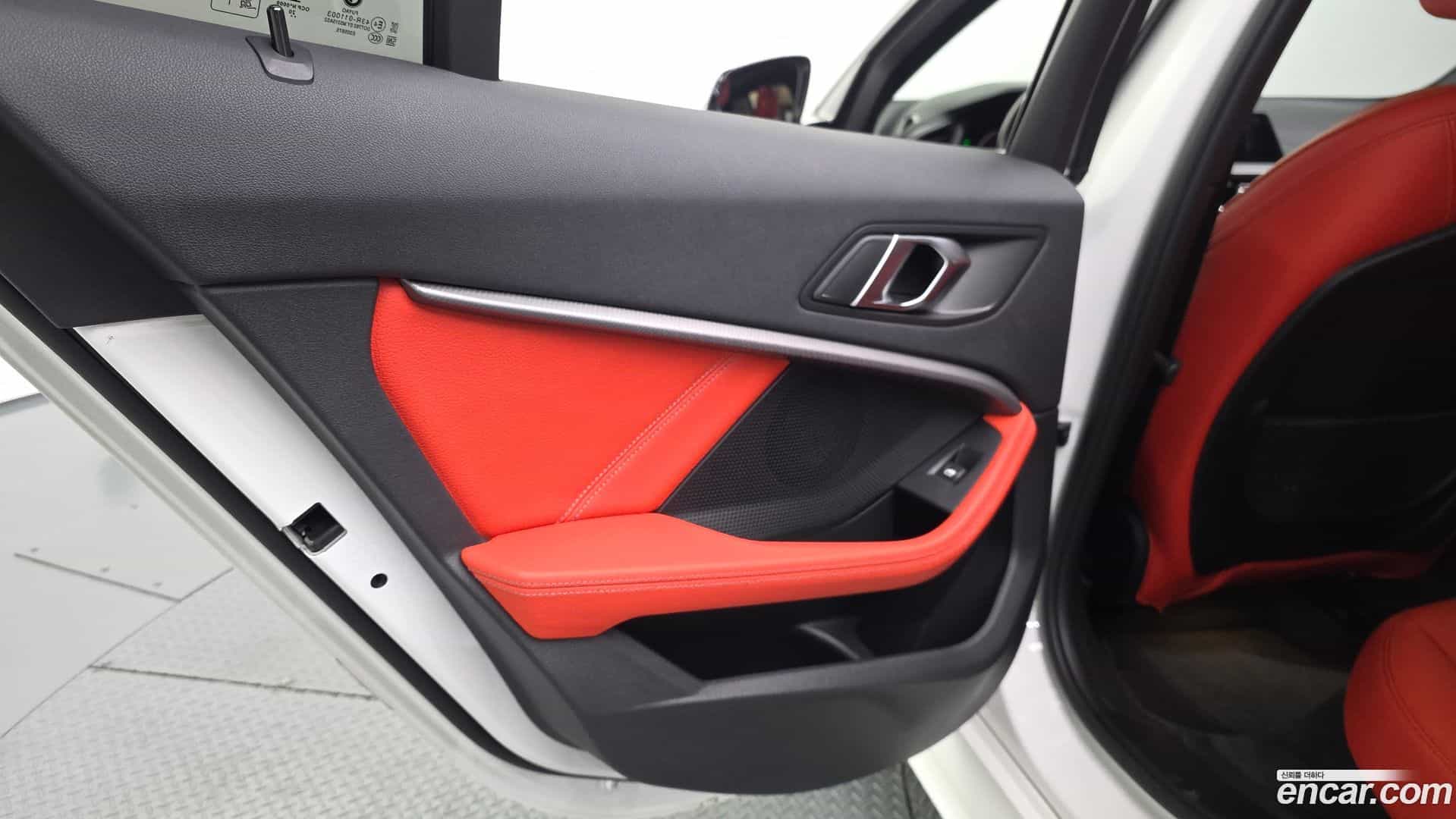 1-Series BMW 2021.6-INNER-035
