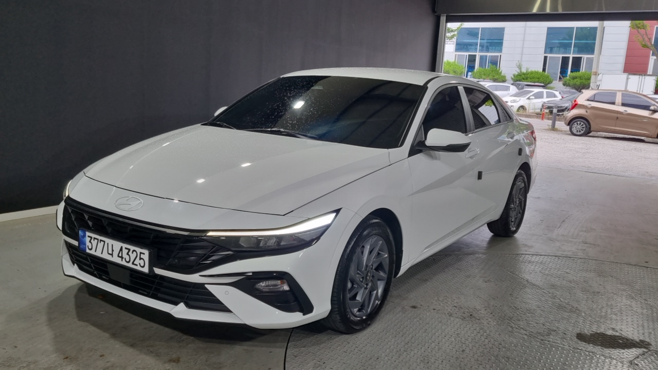 Main__Slider__Photo:AVANTE Hyundai 2024.1-0