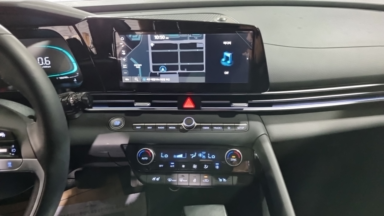 AVANTE Hyundai 2024.1-OPTION-017