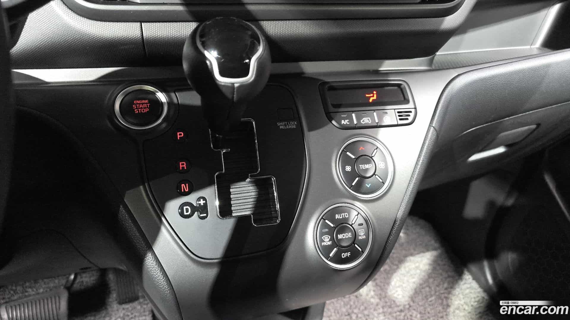 RAY Kia 2022.9-INNER-009