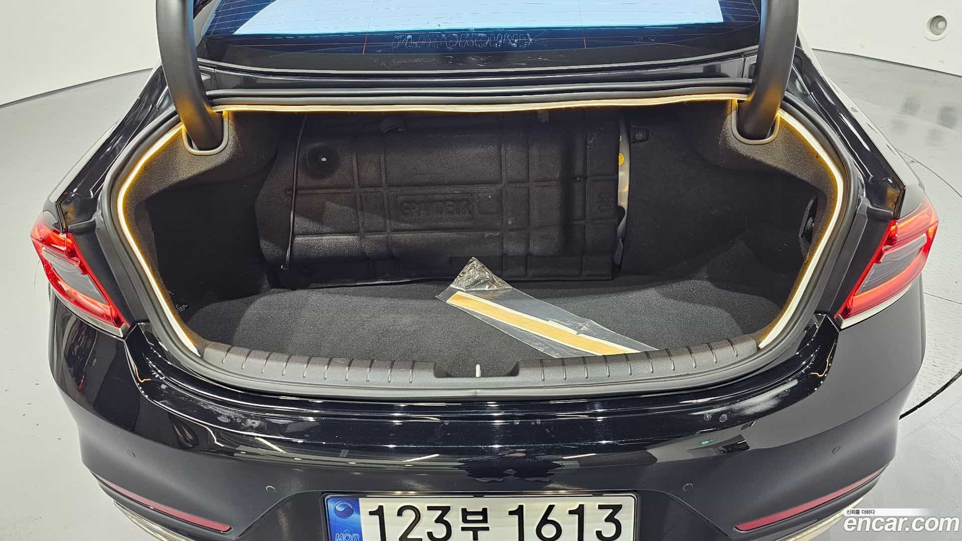 Grandeur Hyundai 2017.11-OPTION-024