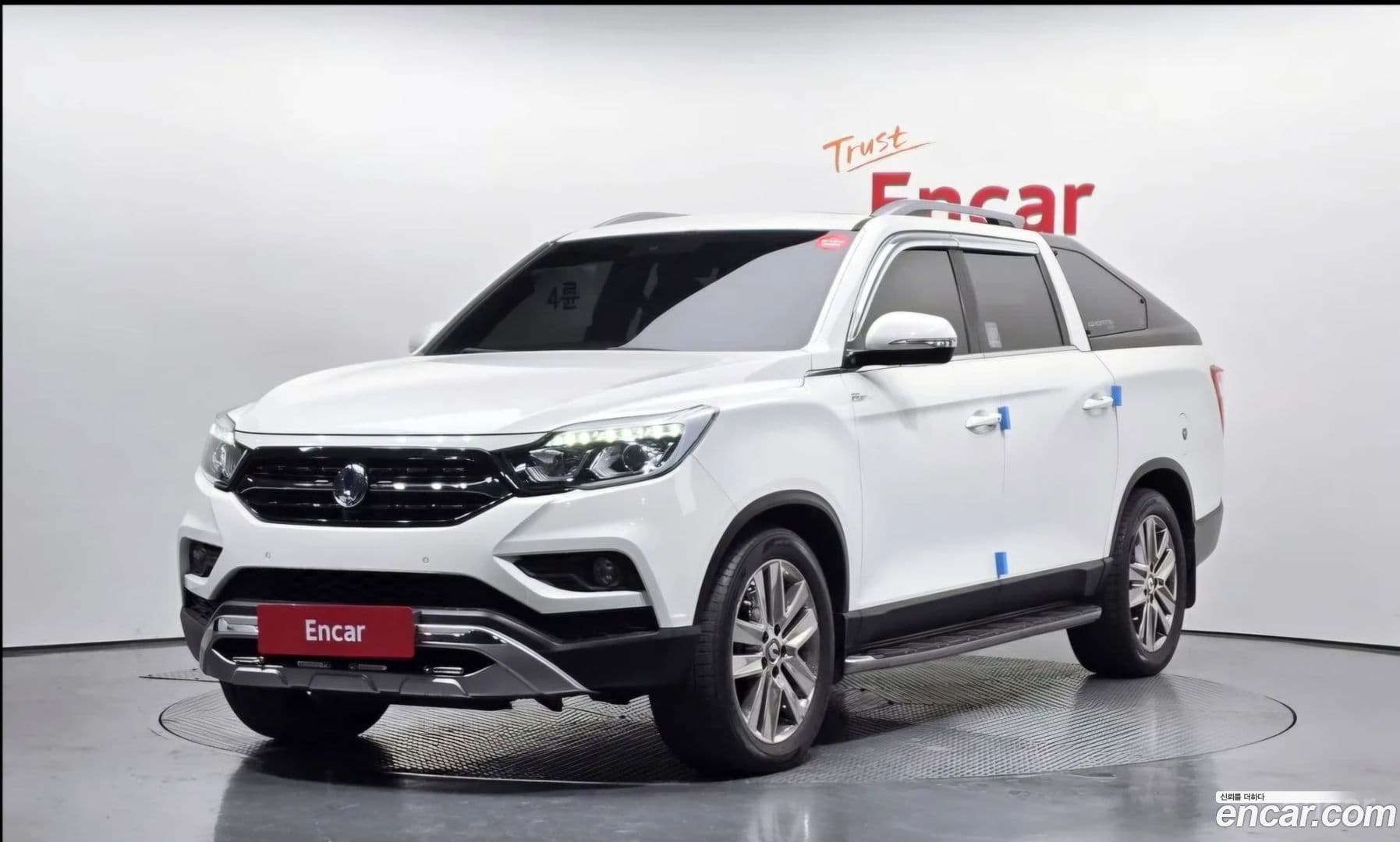 Main__Slider__Photo:Rexton KG Mobility 2018.1-0