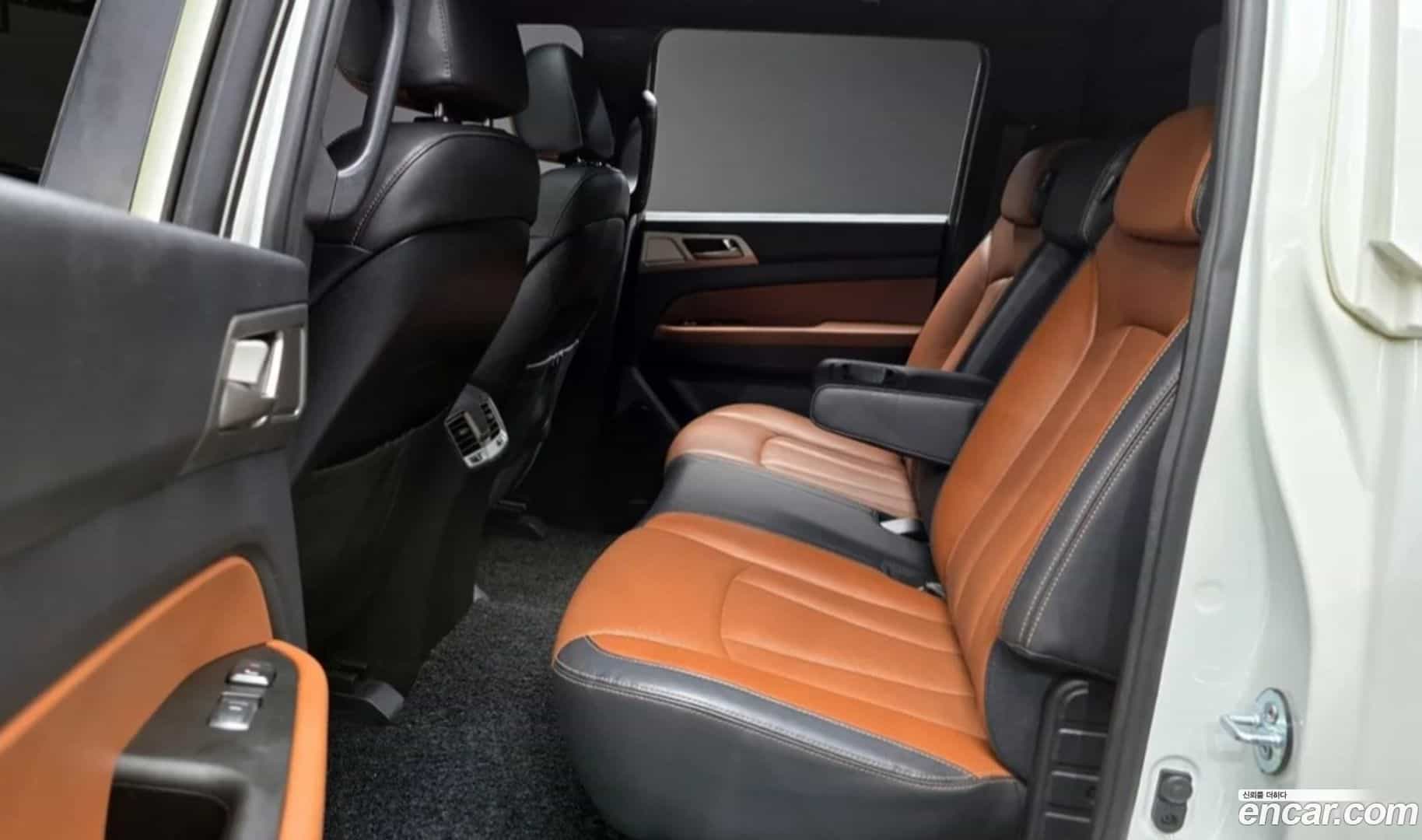 Rexton KG Mobility 2018.1-OPTION-015