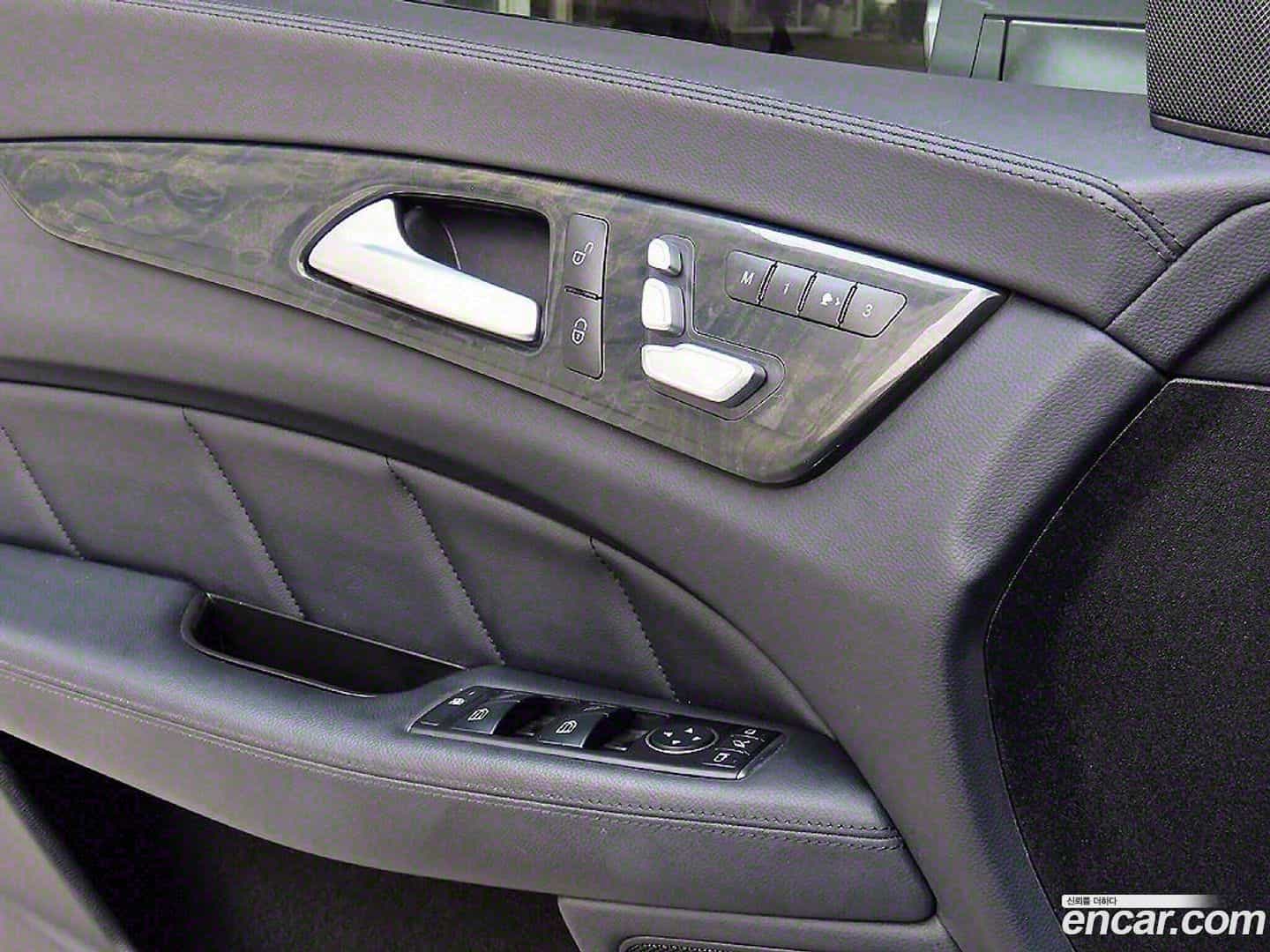 CLS-Class Mercedes-Benz 2016.6-OPTION-015