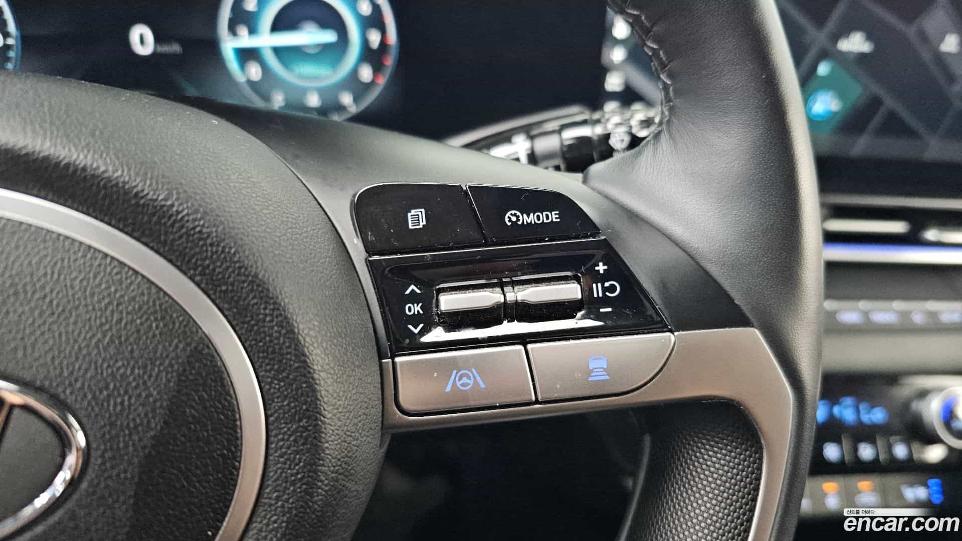 AVANTE Hyundai 2022.0-OPTION-019