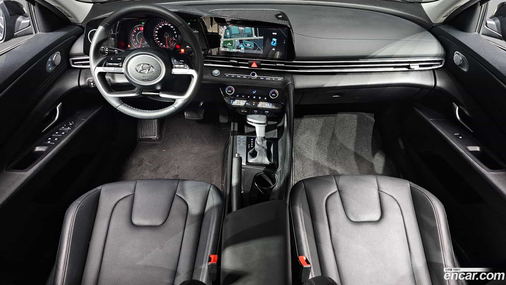 AVANTE Hyundai 2022.11-INNER-007